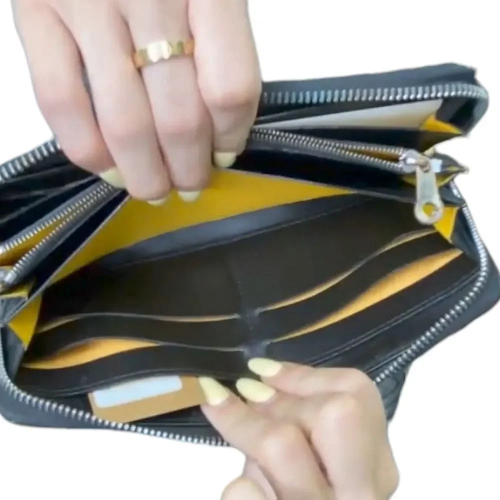 Goyard long wallet